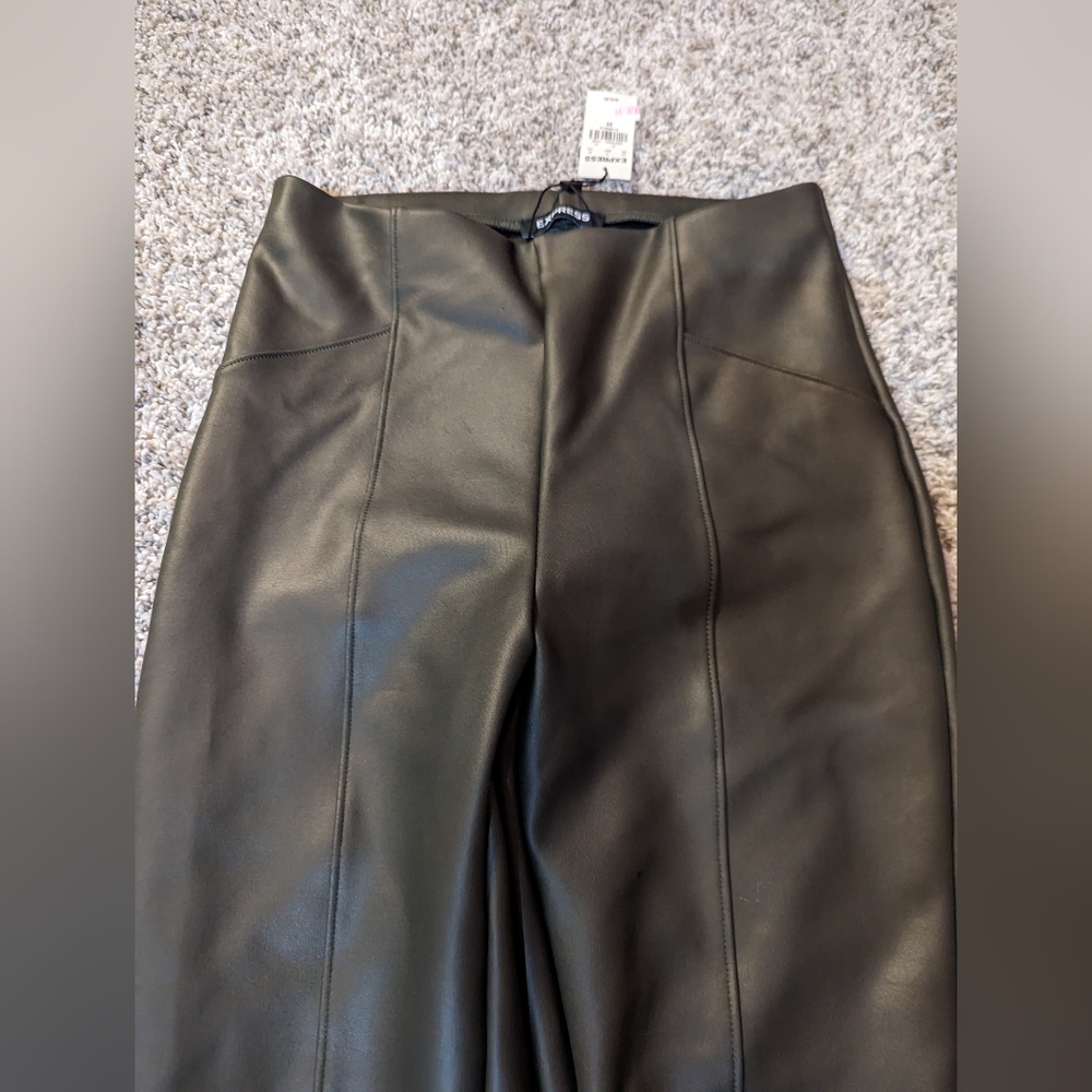 Express faux leather pant - Picture 7 of 8